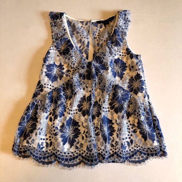 FRENCH CONNECTION VNeck Lace Top - Picture 2 of 9
